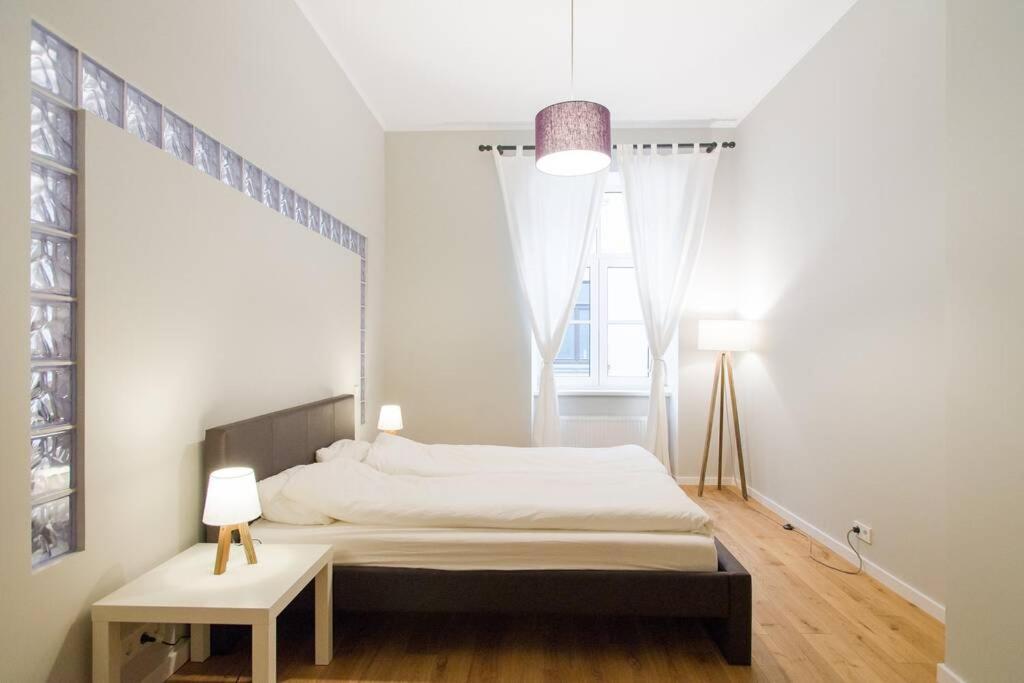 Modern & Spacious 80M2 Apartment In Riga Old Town ภายนอก รูปภาพ